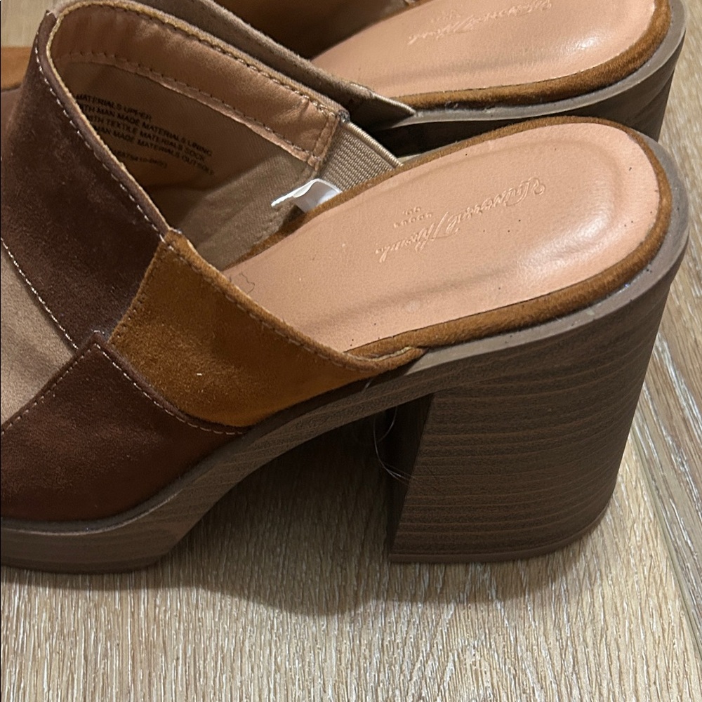 Universal Thread Brown Patchwork Mules - image 3